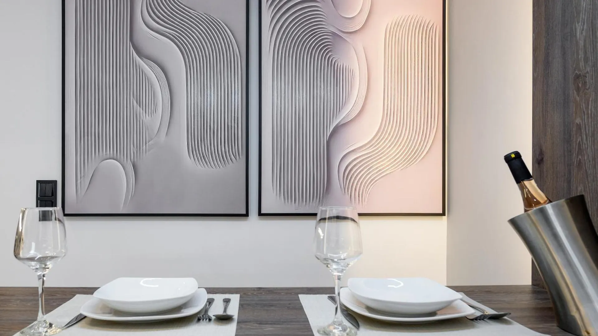 Loena Luxury Suites Θεσσαλονίκη